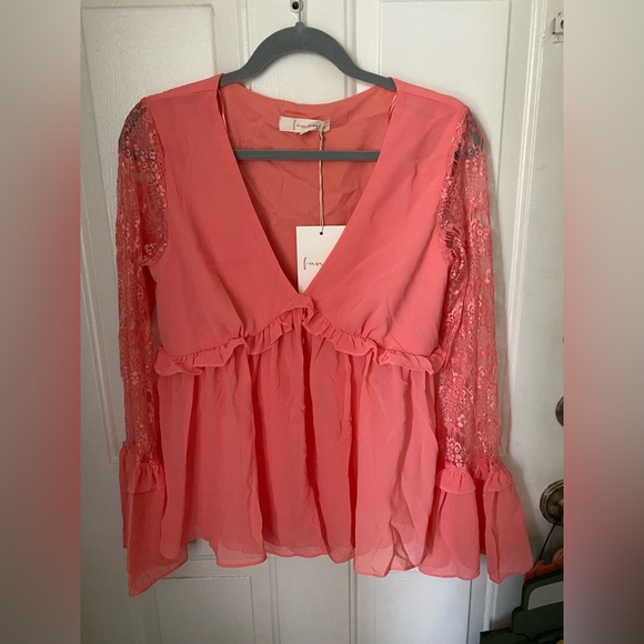 Coral Lace Bell Sleeve Blouse - Picture 5 of 5